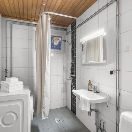 Viirin Sauna & Free Parking *